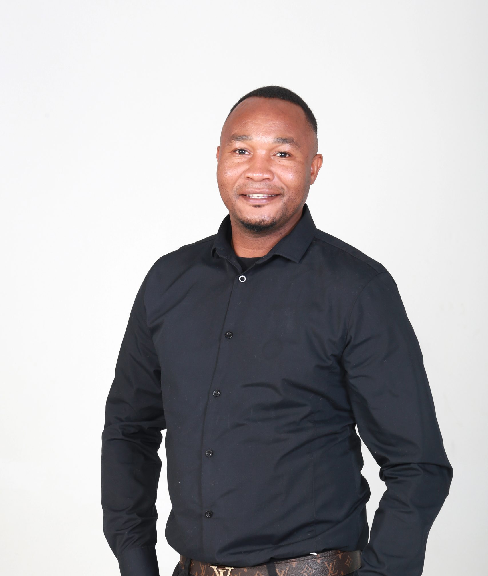 ┬⌐Thandile_Zwelibanzi_00406012021